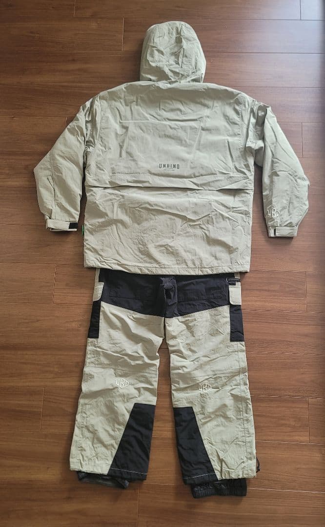 UNBIND スノーボードウェア 上下セット サイズS レディース