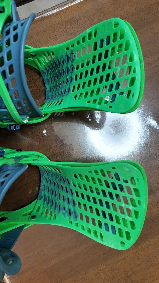 バートン　Burton Genesis EST Mサイズ