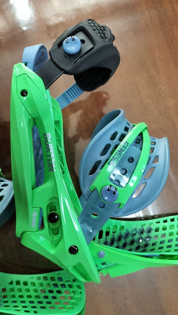 バートン　Burton Genesis EST Mサイズ