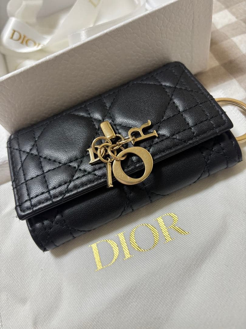 Dior ブラック キルティングキーケース