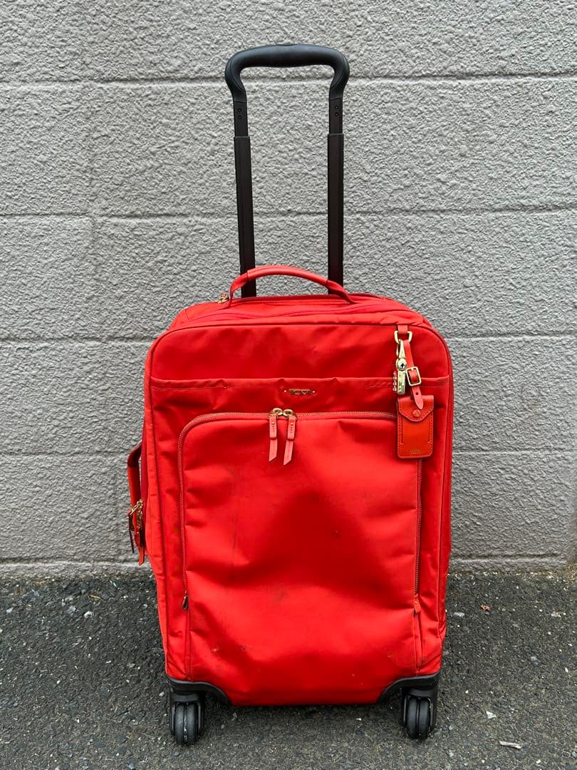 TUMI トゥミ 4輪ソフトキャリー 機内持込サイズ