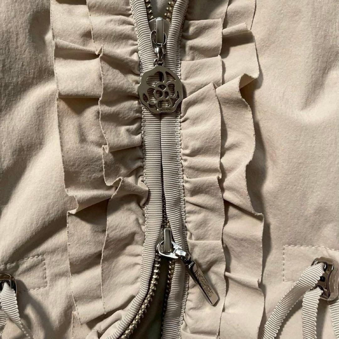 【近年モデル✨】インゲボルグ　中綿フーデットロングコート フリル Aライン L