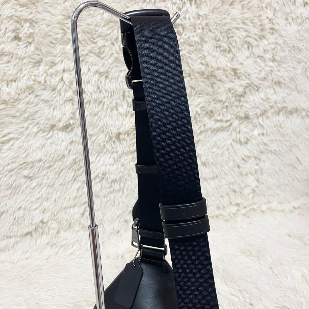 【未使用】COACH＊ボディバッグ シグネチャー チャコール PVC