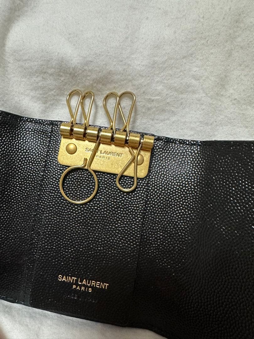 SAINT LAURENT ブラックキーケース YSLロゴ