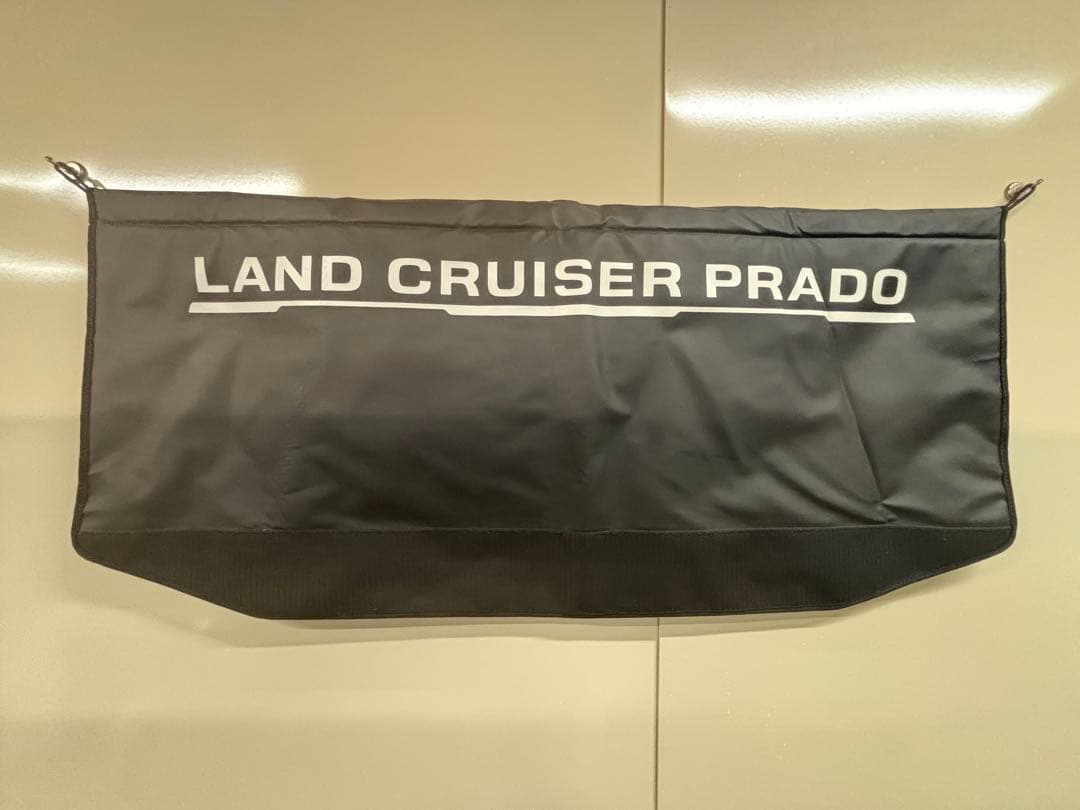 k*様 売り切り　150系　プラド　後期　純正　ラゲージ　プロテクター
