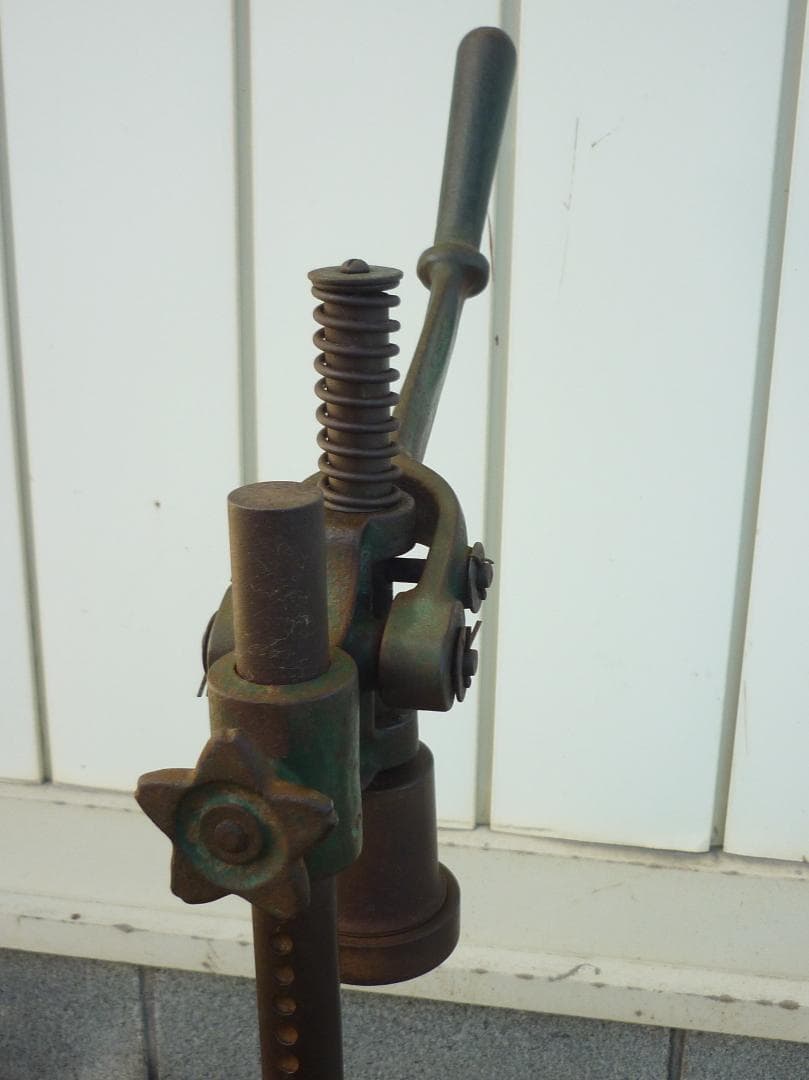 ヴィンテージ 手動打栓機 鋳物 錆サビ シャビーシック 当時物 インダストリアル