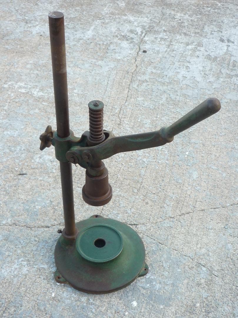 ヴィンテージ 手動打栓機 鋳物 錆サビ シャビーシック 当時物 インダストリアル