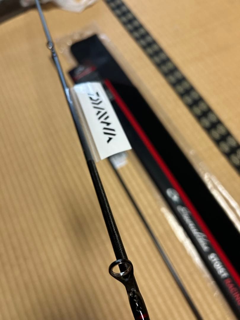 【モリリン様・新品未使用】エメラルダスSTOIST EME STO RT 84M