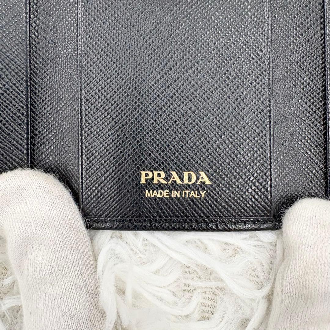 極美品 PRADA プラダ サフィアーノレザー キーケース ブラック 6連
