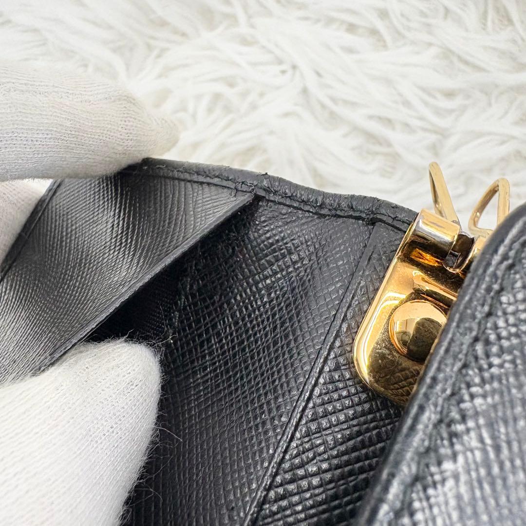 極美品 PRADA プラダ サフィアーノレザー キーケース ブラック 6連