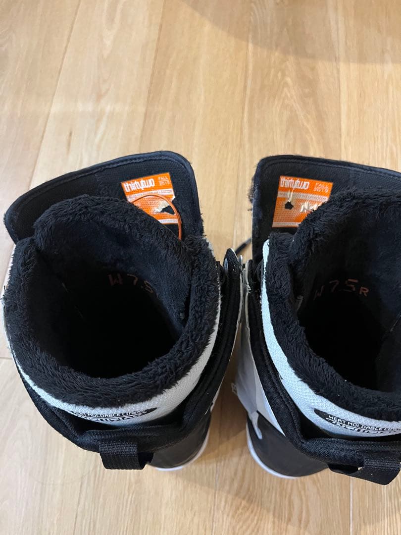 thirtytwo スノーボード ブーツ LASHED US7.5 24.5