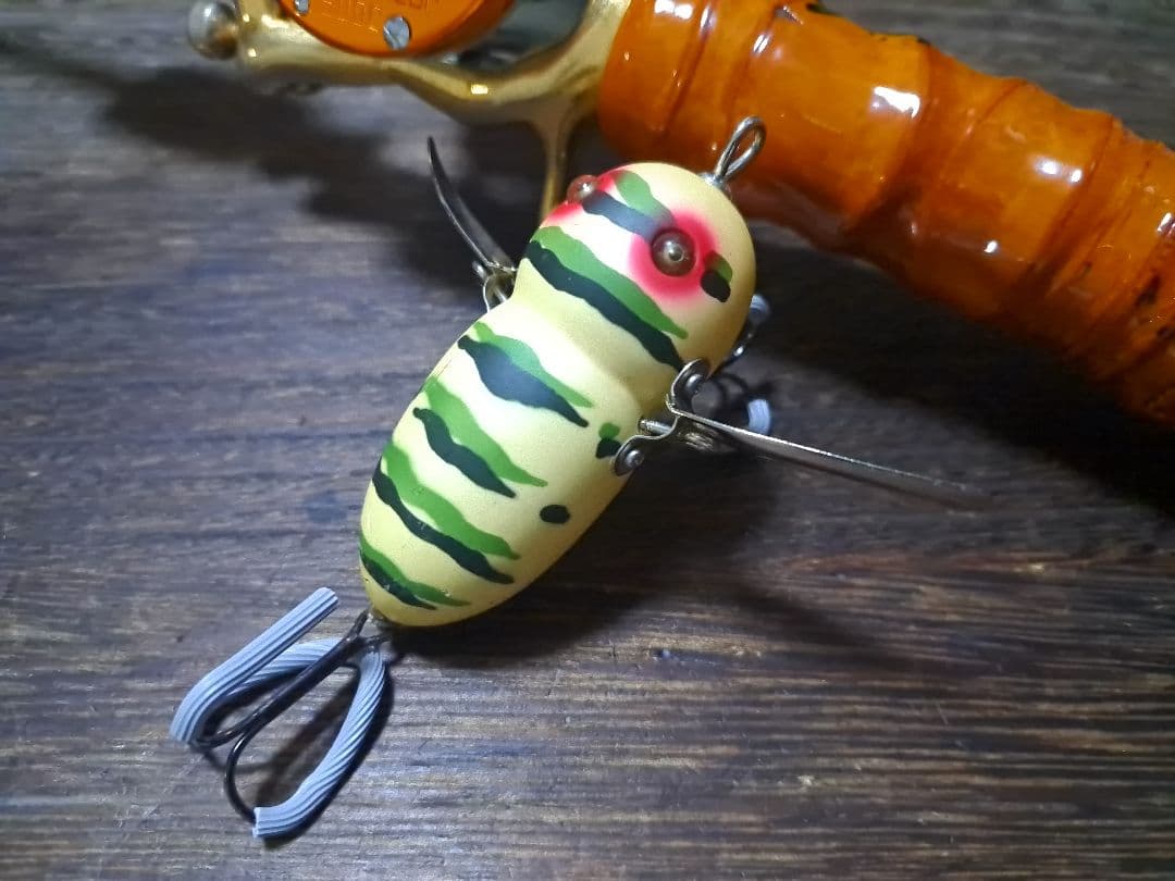 道楽　DOWLUCK 　ドウラク　アブラゼミ