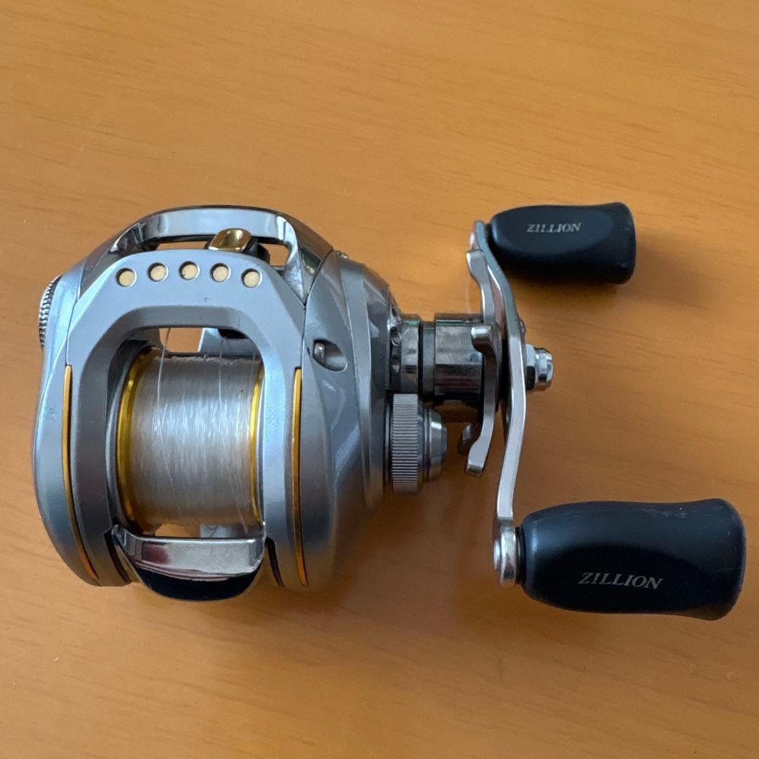 希少廃盤ZILLION ベイトリール 右ハンドル