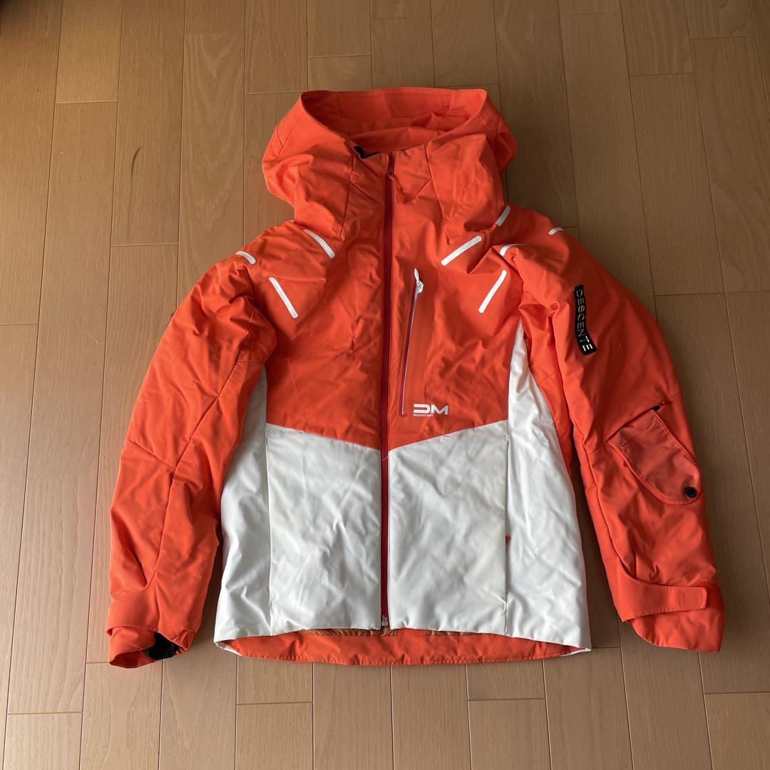 デサントDESCENTEスキーウェア　上下セット　デモチーム　中古　サイズM