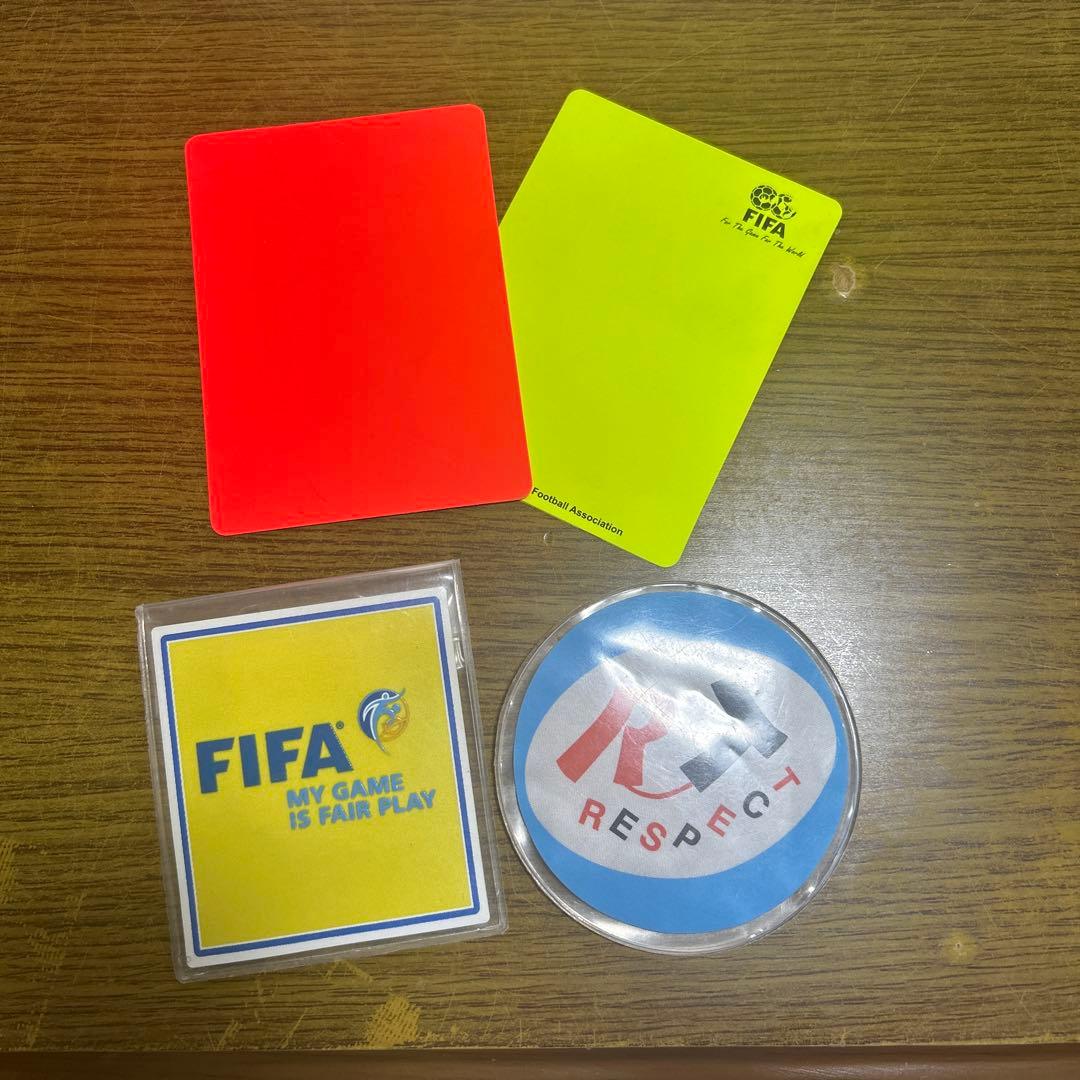 FIFA 審判用 レッドカード イエローカード - メルカリ