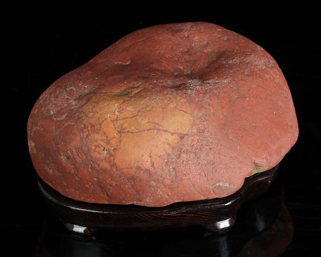 小矢部川石 赤石 1.9kg 台座付 鑑賞石 水石 自然石 景石 盆景 盆石