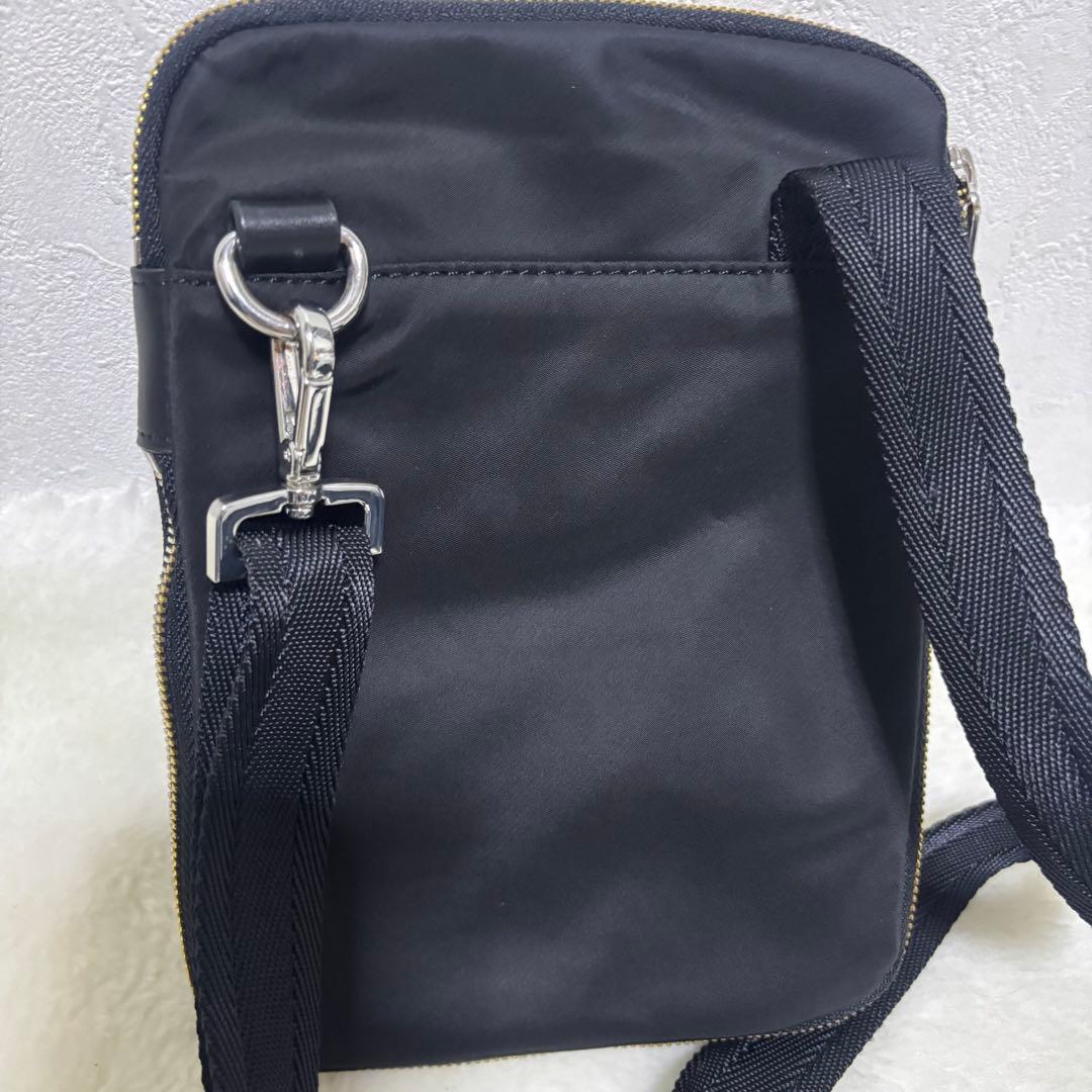 美品 DIESEL Dロゴ レザー ショルダー クロスボディ バッグ ブラック