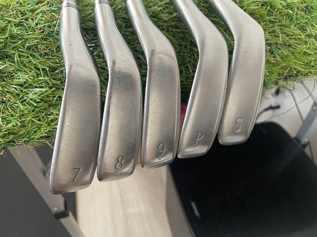 10代目ゼクシオ XXIO10 ボルドー レディースアイアンセット 5本　A