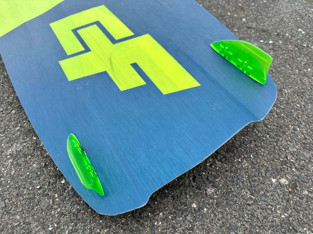 カイト ボード サーフィン クレイジーフライ カイトサーフィンバインデイング付