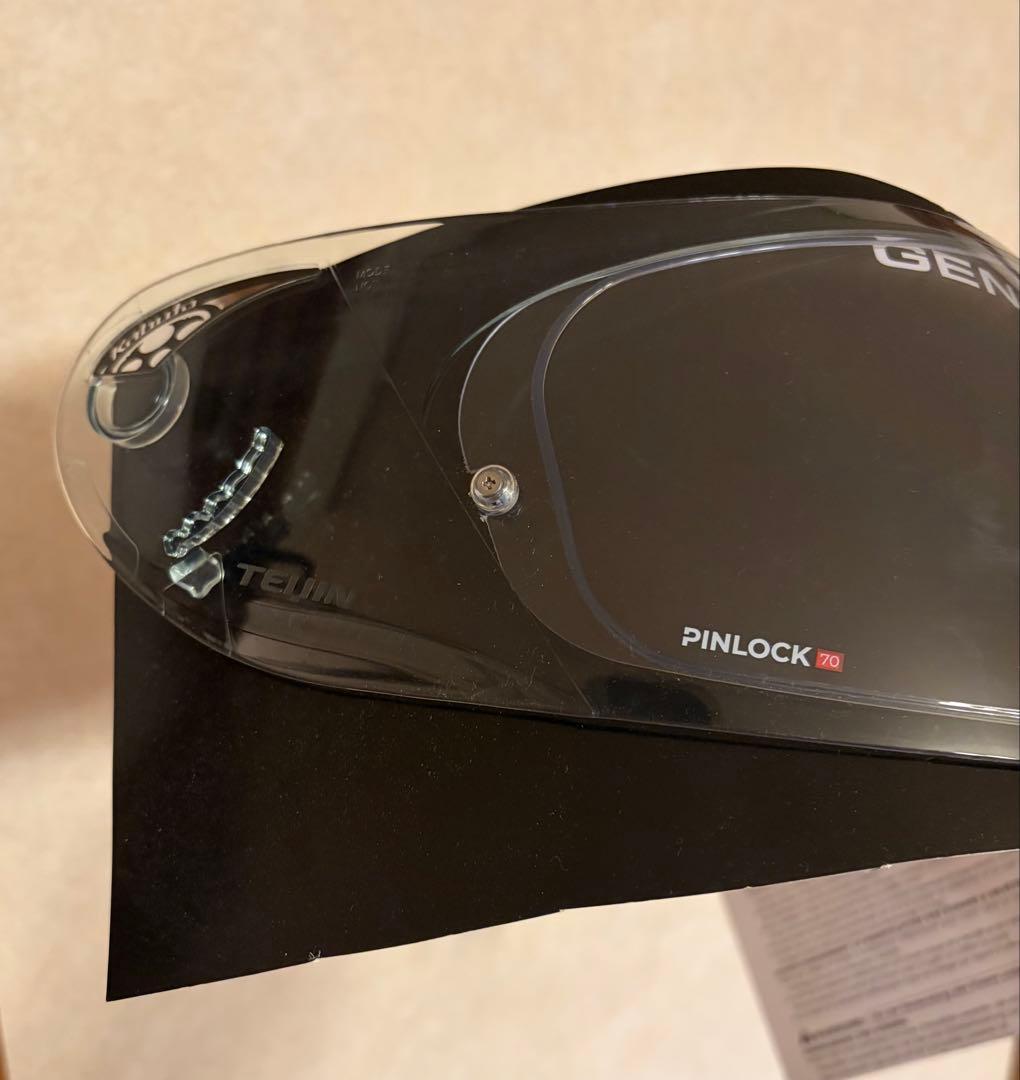 Kabuto Shuma NOVA パールホワイトブラック ブルーミラーシールド