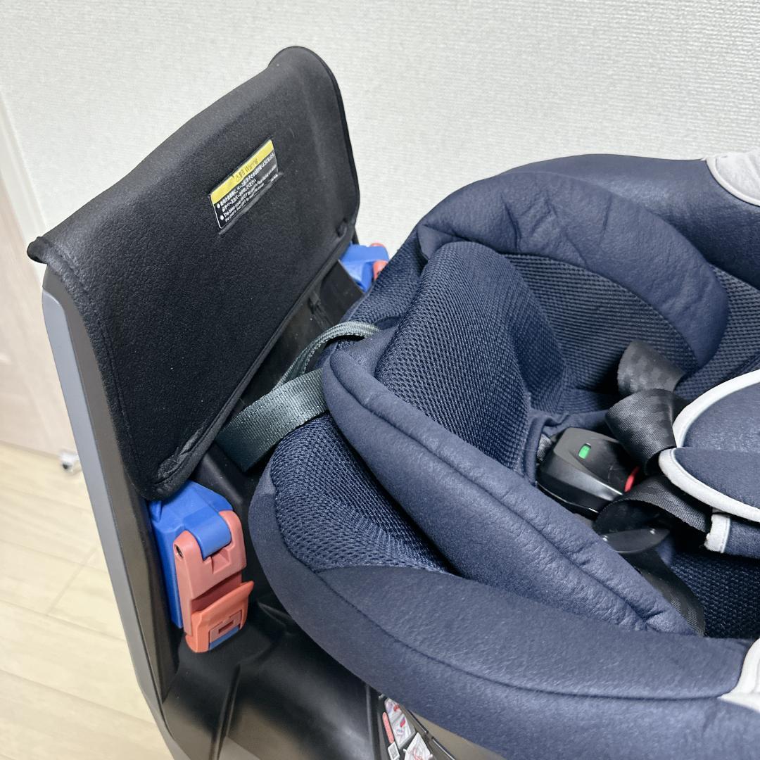 【美品】Combi コンビ クルームーヴ シンプライト シートベルト固定