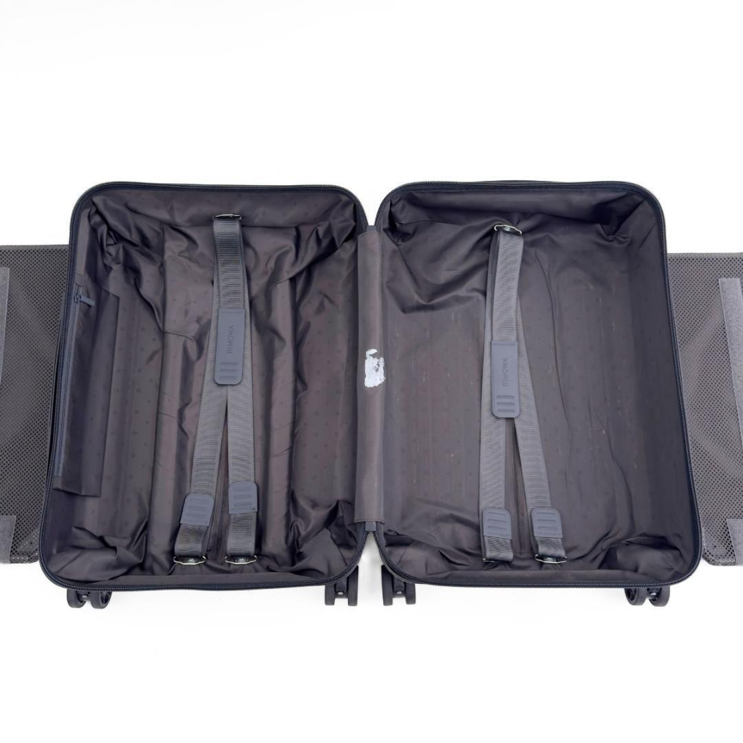 リモワ エッセンシャル キャビン 36L 4輪 TSAロック 機内持ち込み 黒