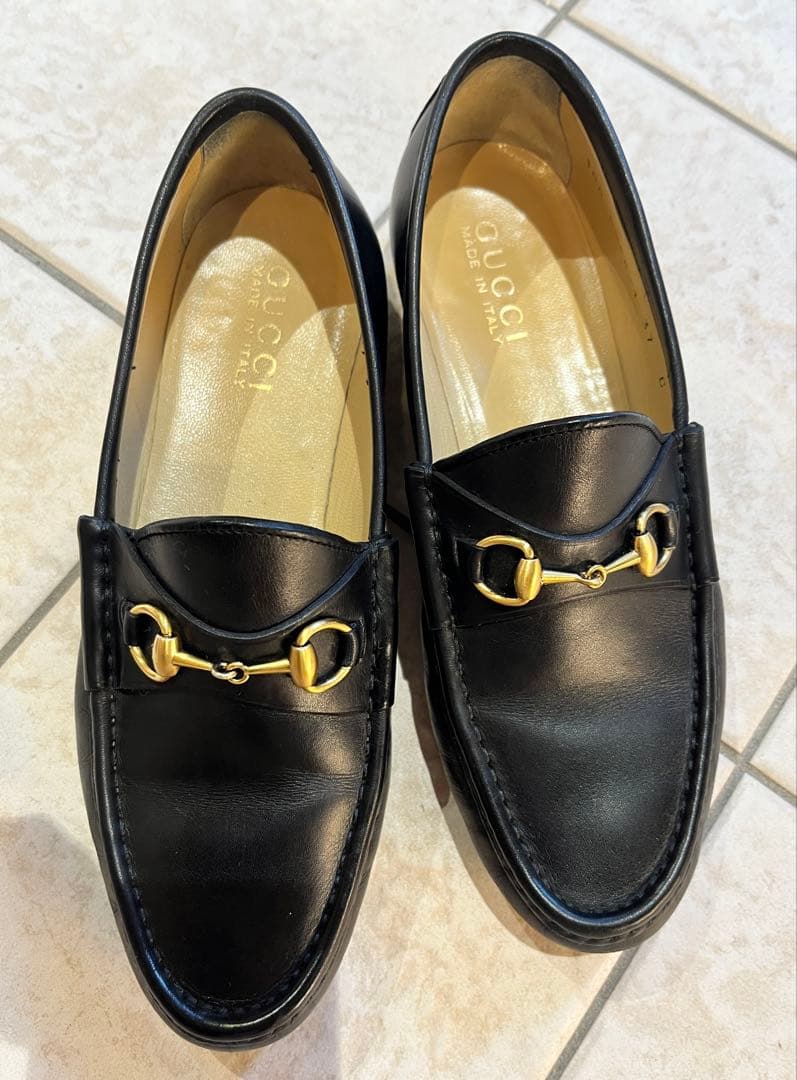 GUCCI ブラック ローファー