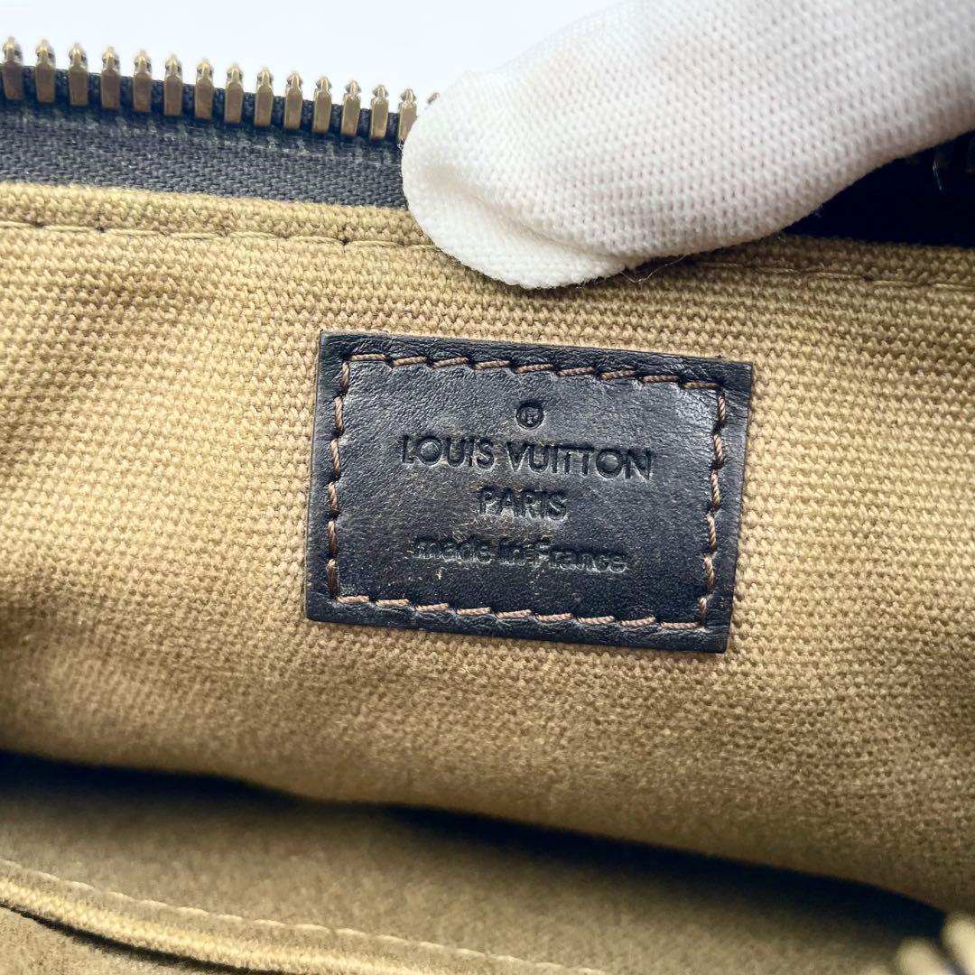 ルイヴィトン ユタ ポシェット・シャウニー カフェ ダークブラウン ショルダー