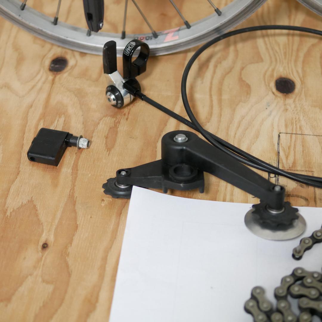 brompton 内装3速　ホイール　チェーンテンショナーなど