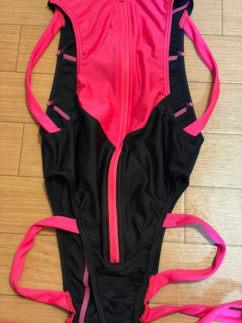 PHARFAITE パルフェット競泳水着　ブラック×ピンク
