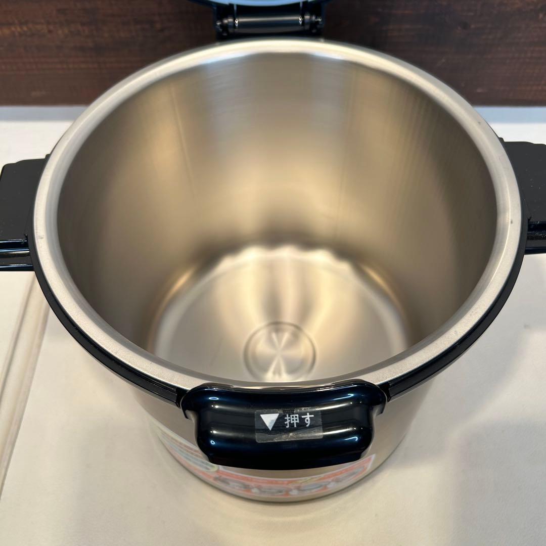 ☆未使用☆ サーモス　シャトルシェフ　KPJ-6500 6.5L 大容量