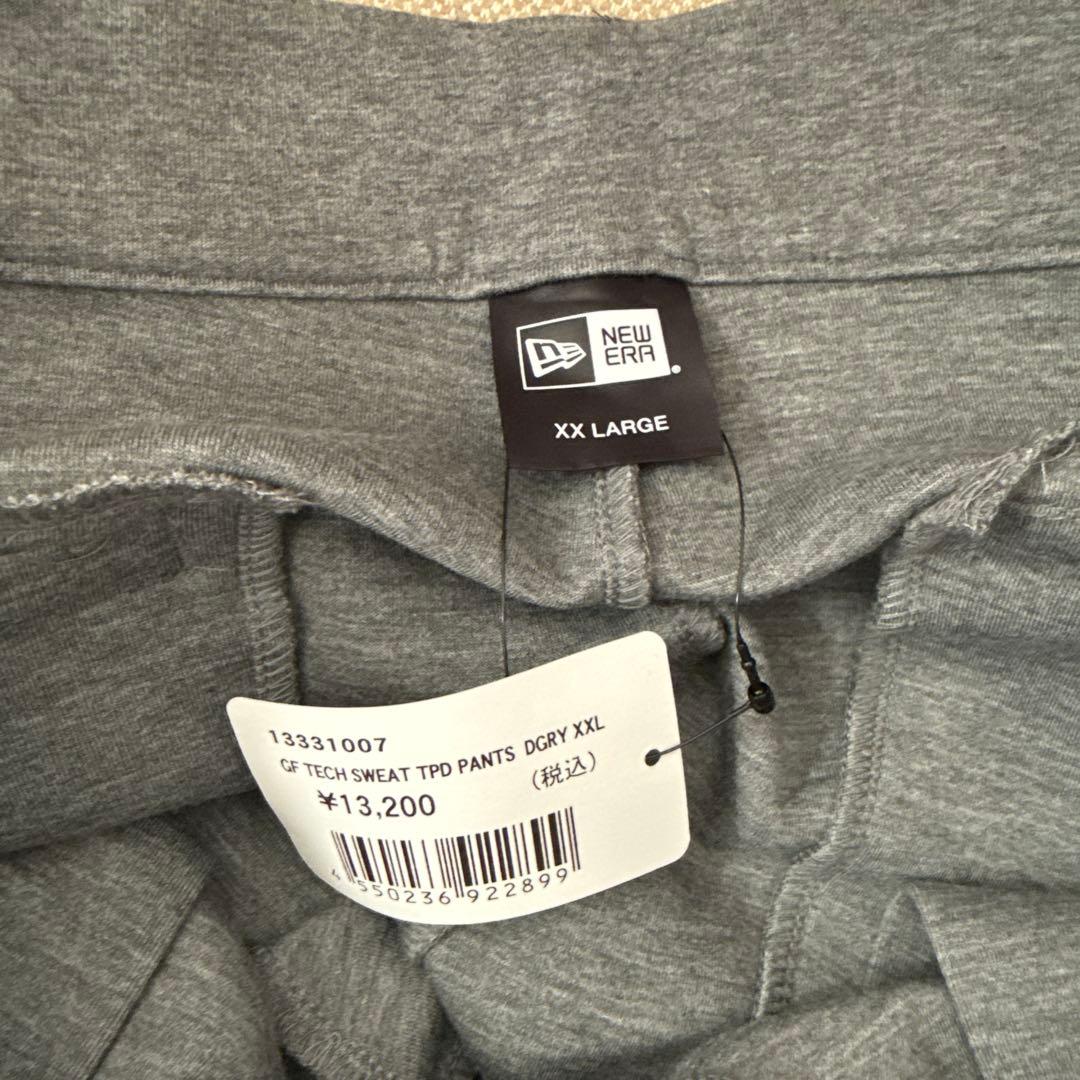 大きいサイズ★New Era★ テック スウェット テーパードパンツ グレー