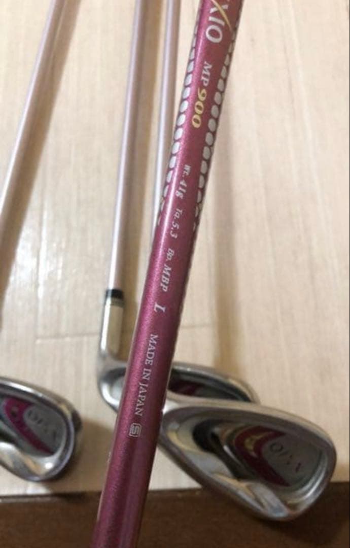 ゼクシオ9☆レディースアイアン