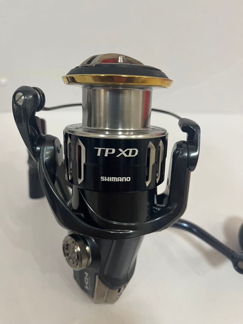 シマノ 17 ツインパワーXD 4000XG ジャンク扱い 部品取り