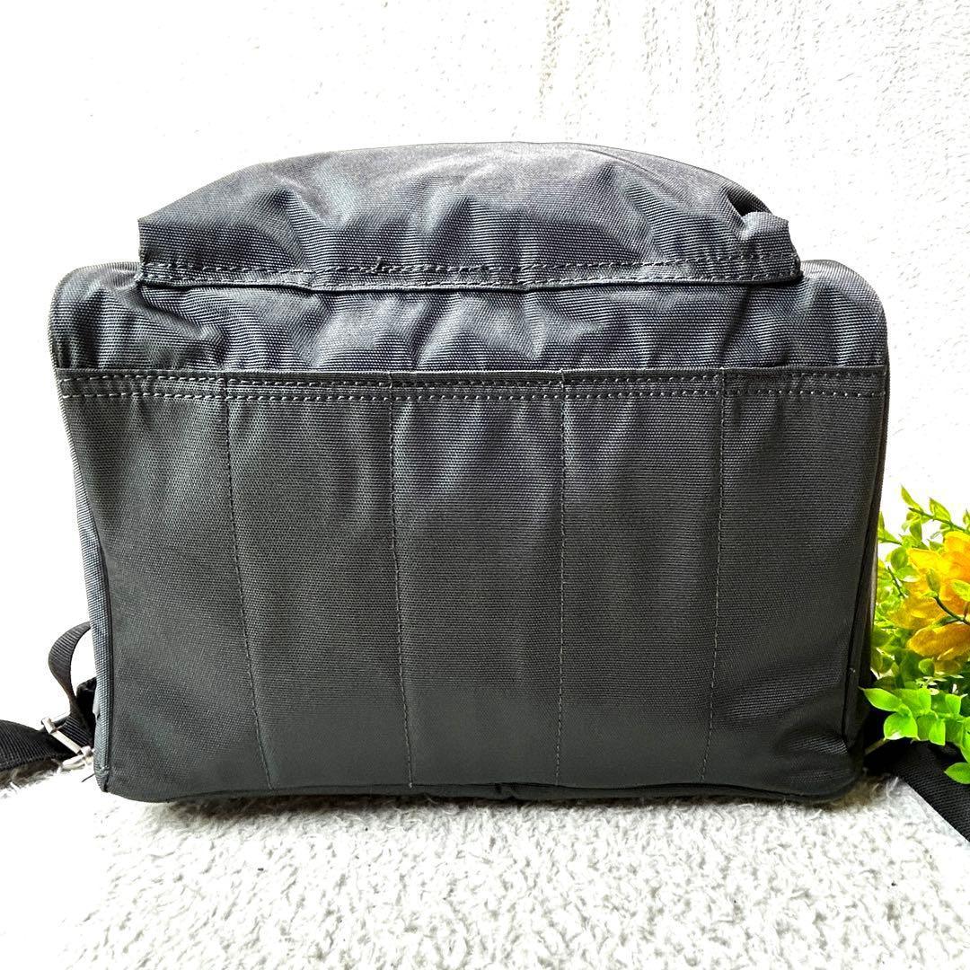 未使用級✨美品✨マリメッコ バディ バックパック リュック ダークグレー