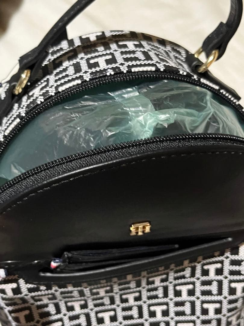 美品！新品未使用　トミーヒルフィガー リュック　パスケース付き