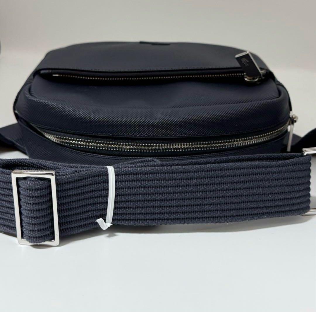美品☆ラコステ☆ボディバッグ　ウエストポーチ　ショルダー　ネイビー　カメラバッグ