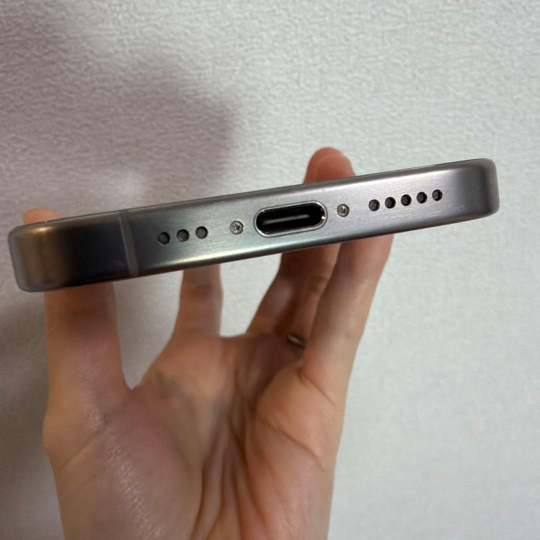 iPhone 15 Pro ナチュラルチタニウム 本体 SIMフリー 128GB