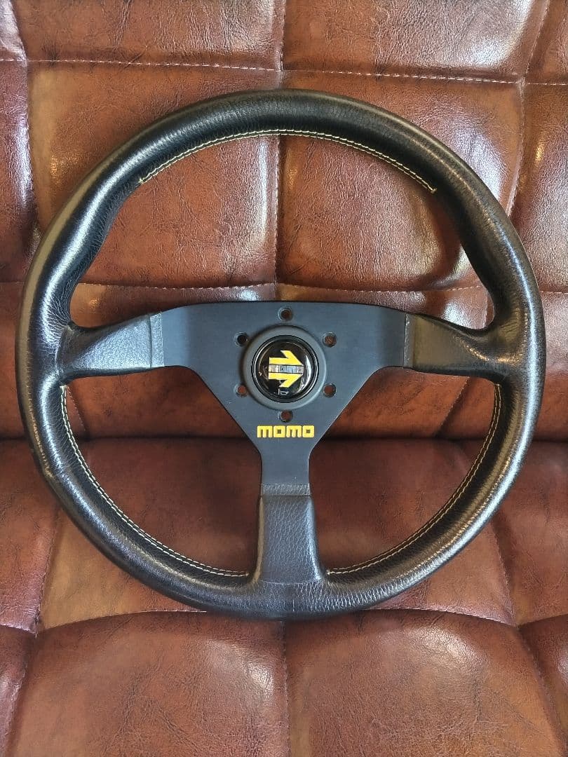 MOMO モモ ヴェローチェ ステアリング 35 φ 1992年 当時物 旧車
