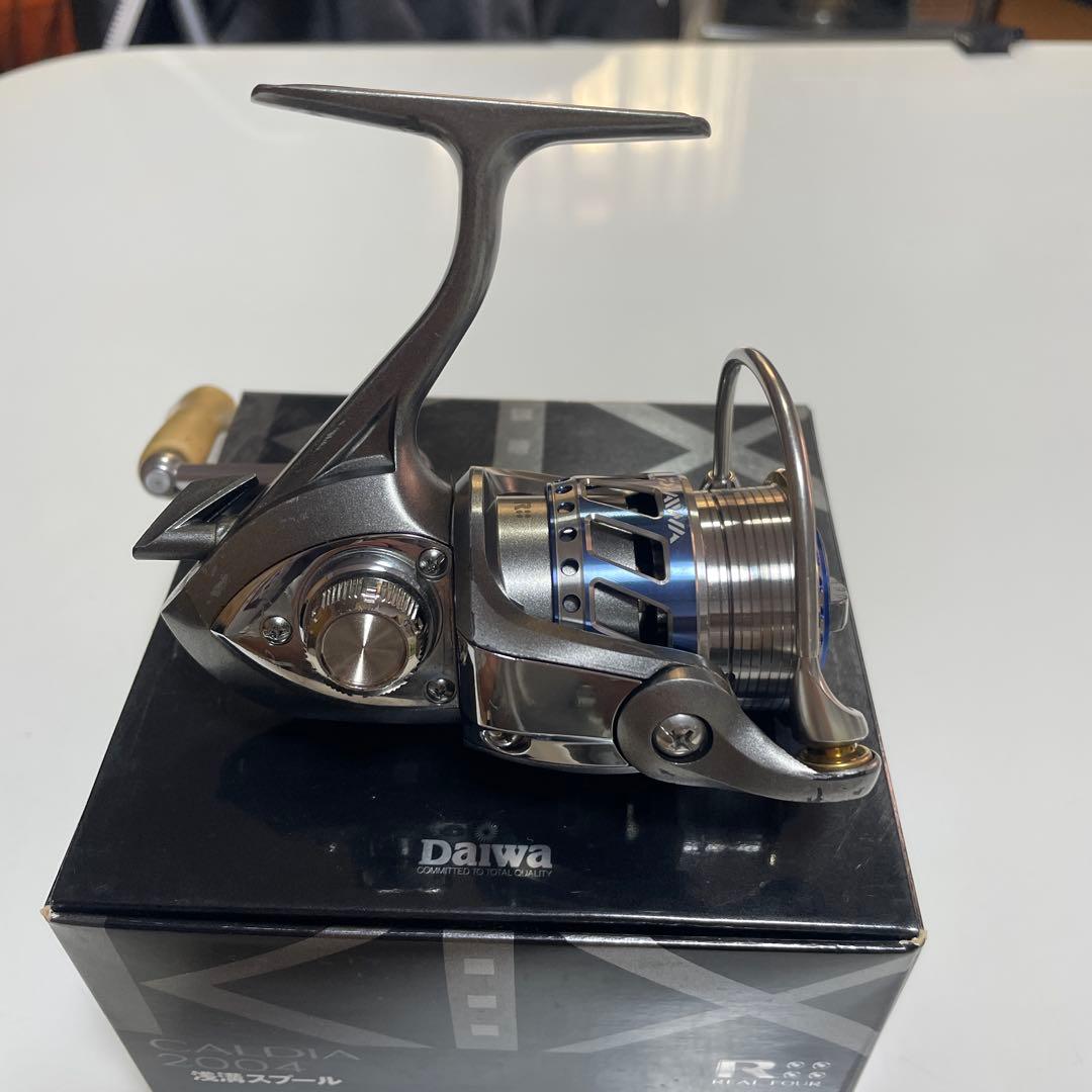 Daiwa CALDIA KIX2004 スピニングリール カスタムスプール付き