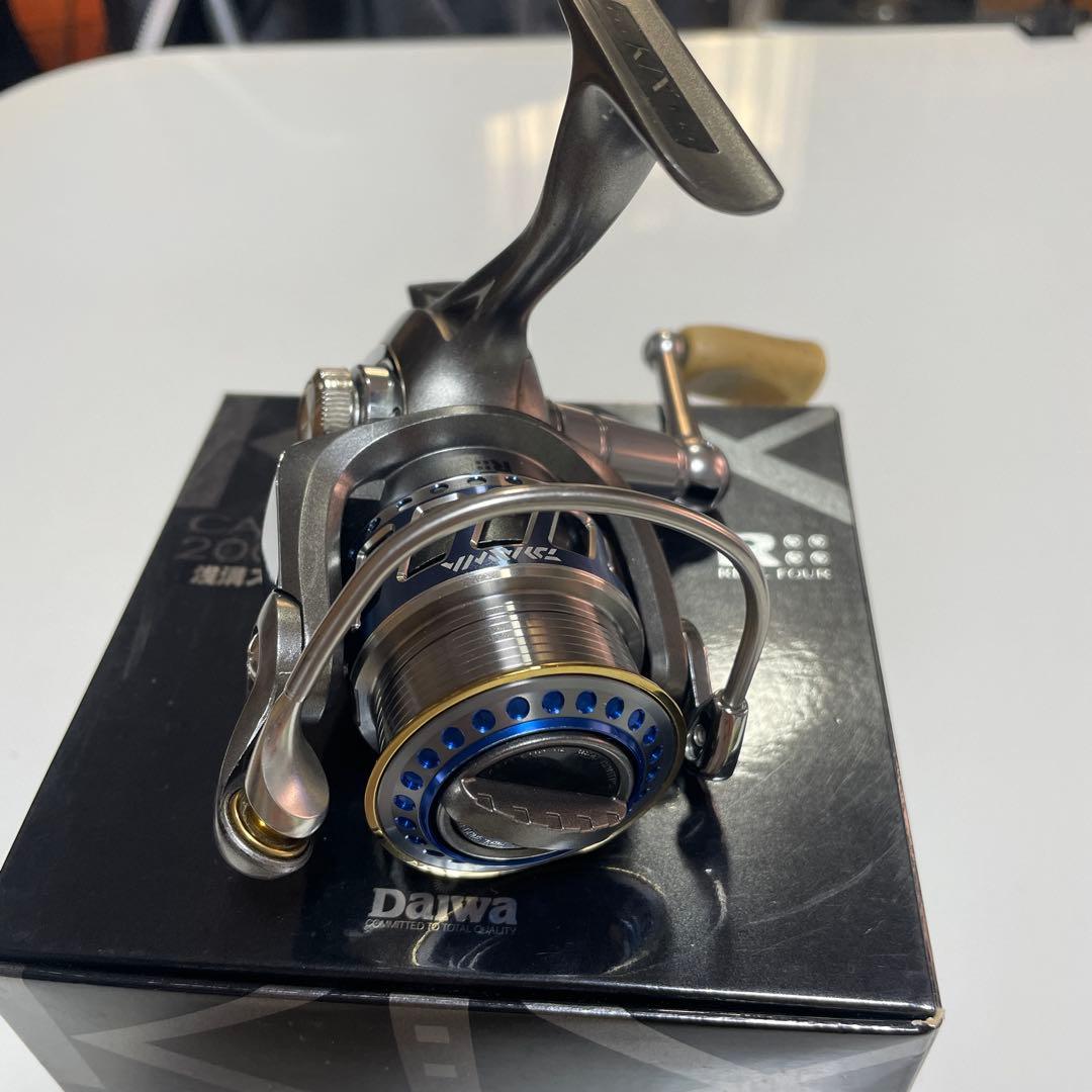 Daiwa CALDIA KIX2004 スピニングリール カスタムスプール付き