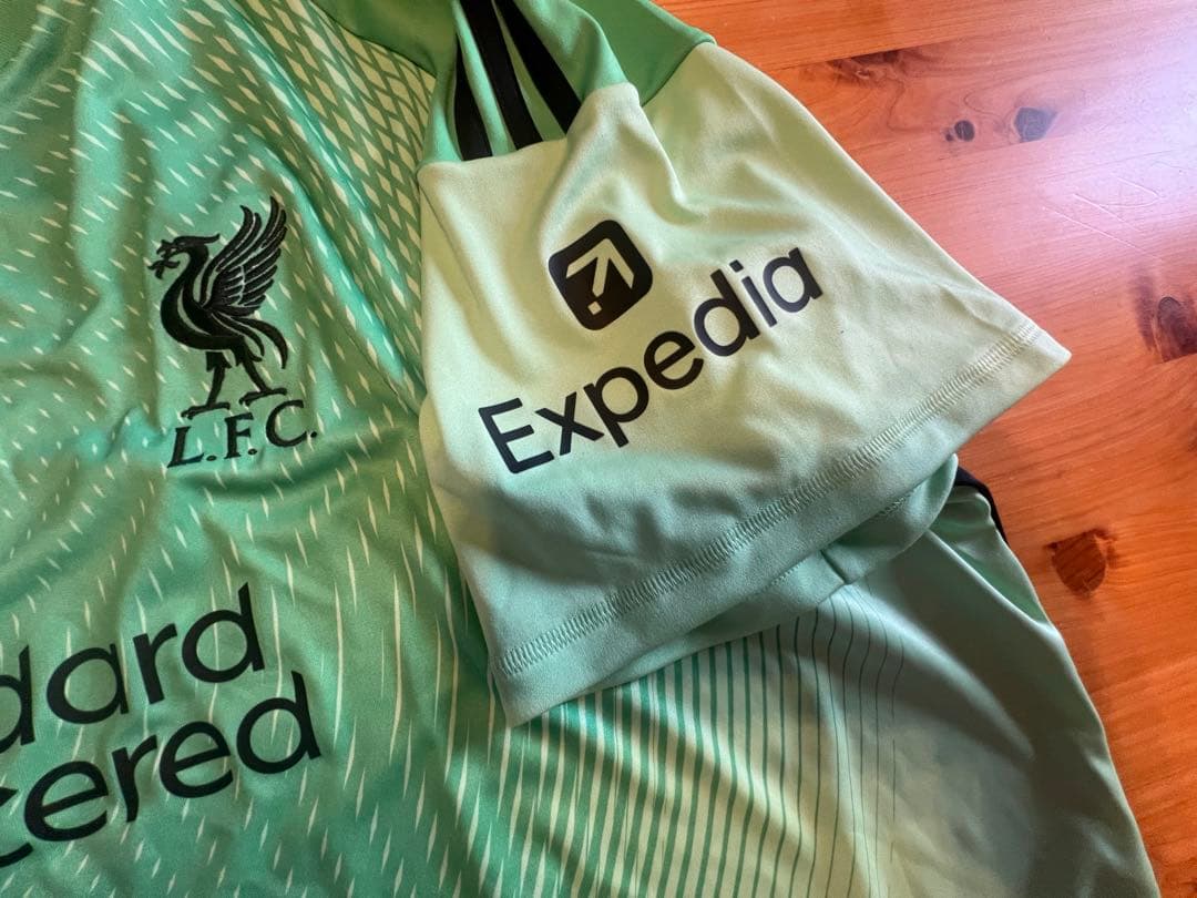 リバプール アリソン ベッカーGKユニフォーム 25/26 3XL 新品タグ付き