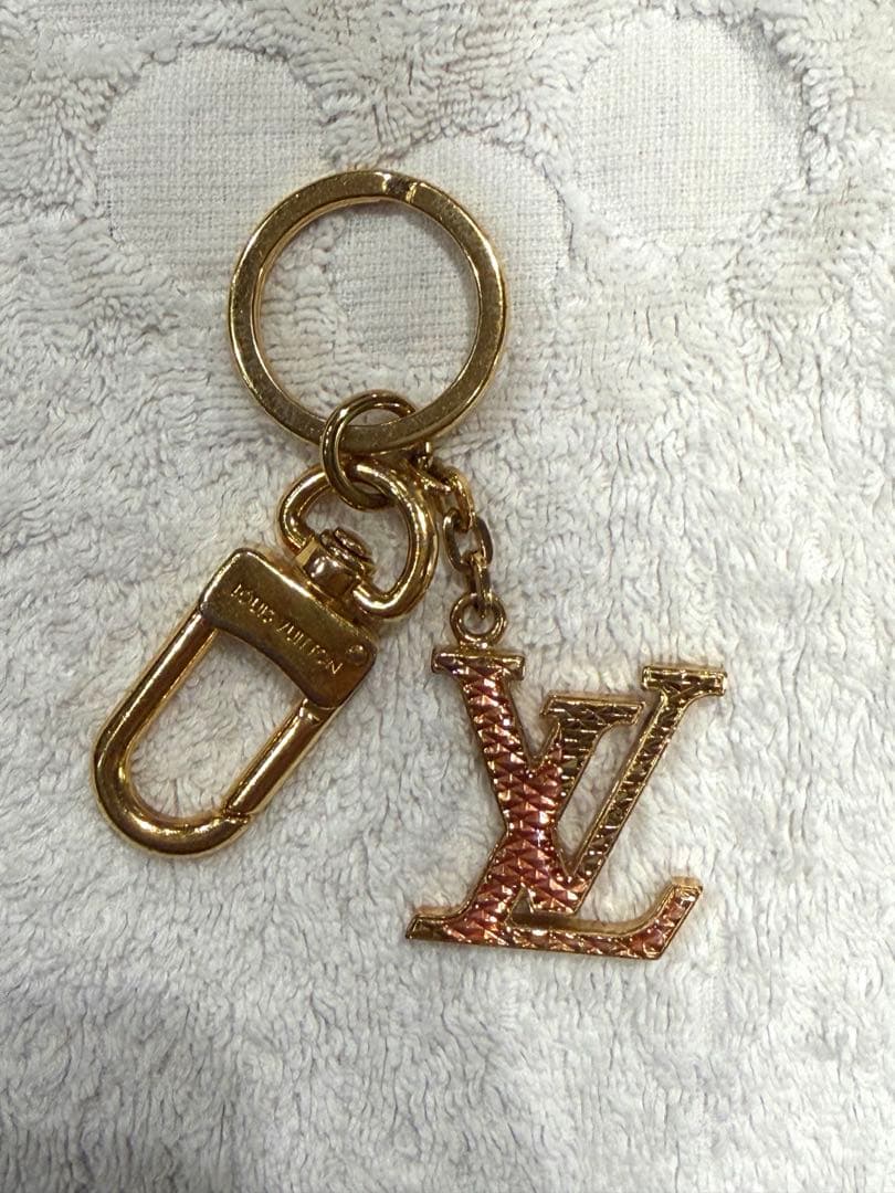 LOUIS VUITTON ポルトクレ・LVギヨーシュ 中古・古着通販】LOUIS VUITTON (ルイ ヴィトン) ポルトクレイニシャル