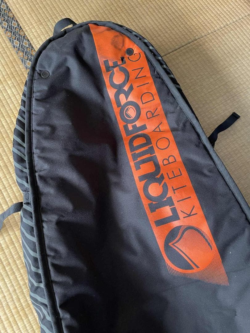 Liquid Force キャスター付ボードケース 190 スノボ/サーフ