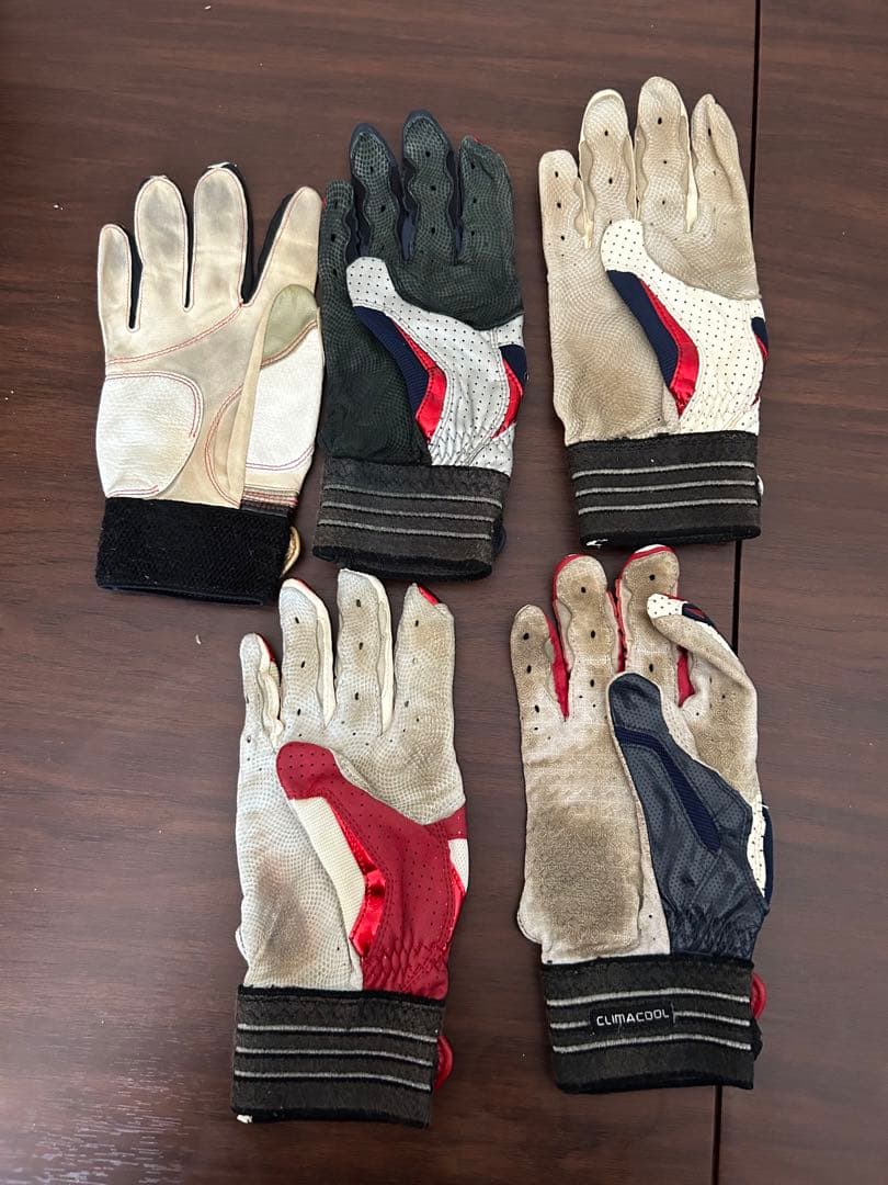 バッティンググローブ　アディダス　adidas