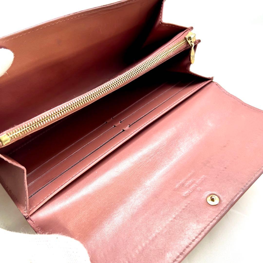 ルイヴィトン ヴェルニ イカットフラワー ポルトフォイユ サラ M90023