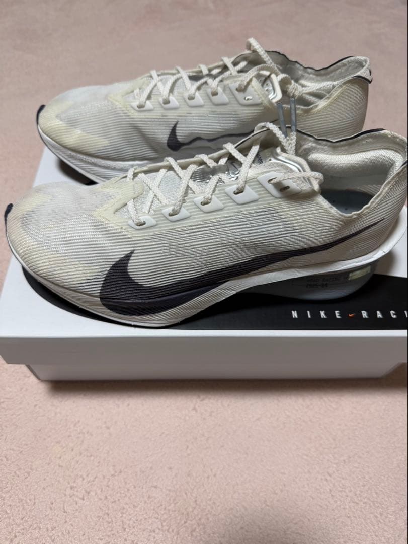 ナイキ ヴェイパーフライ4 26.0