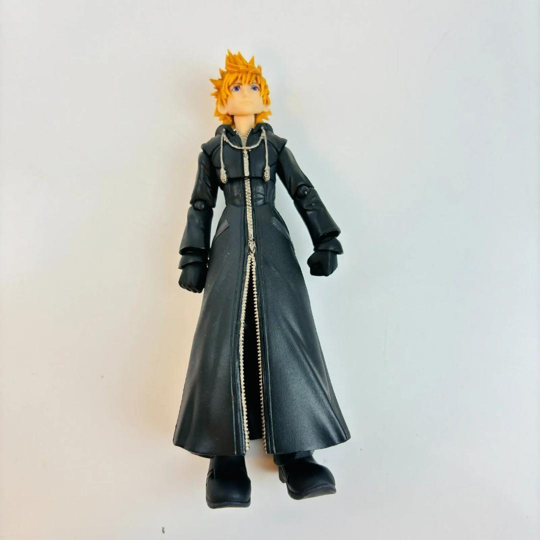 キングダム ハーツ III ロクサス・アクセル・シオ フィギュア