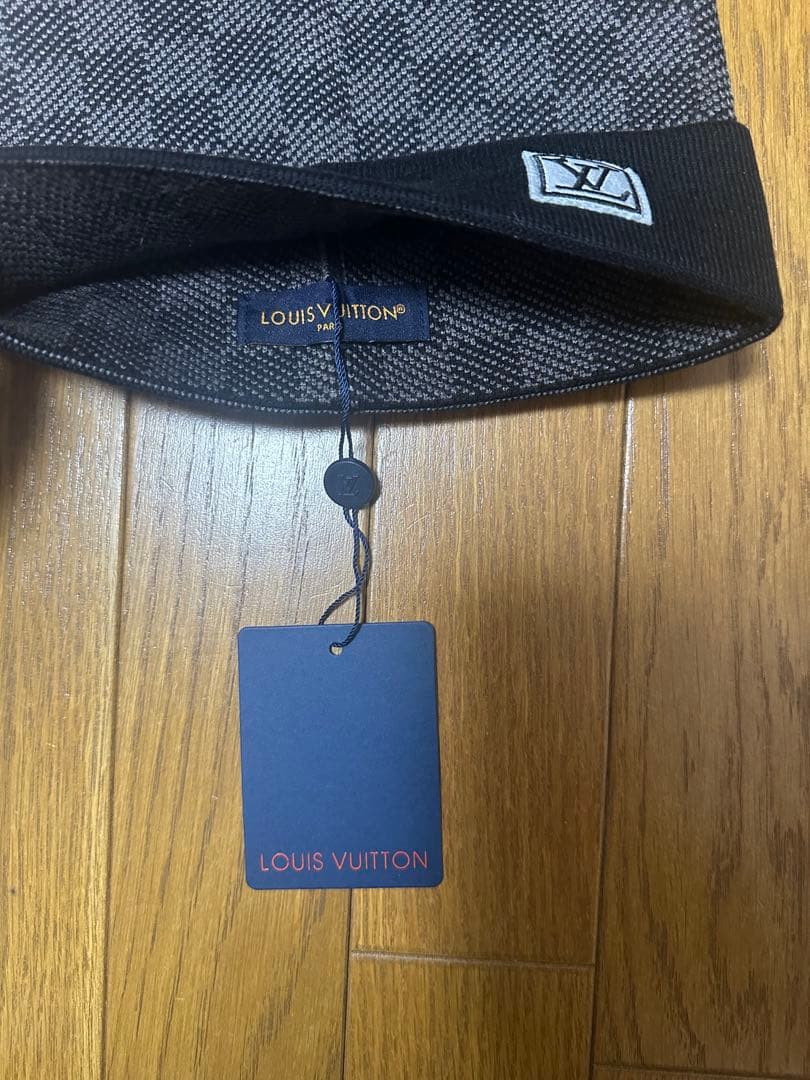 LOUIS VUITTON ニット帽 新品タグ付き