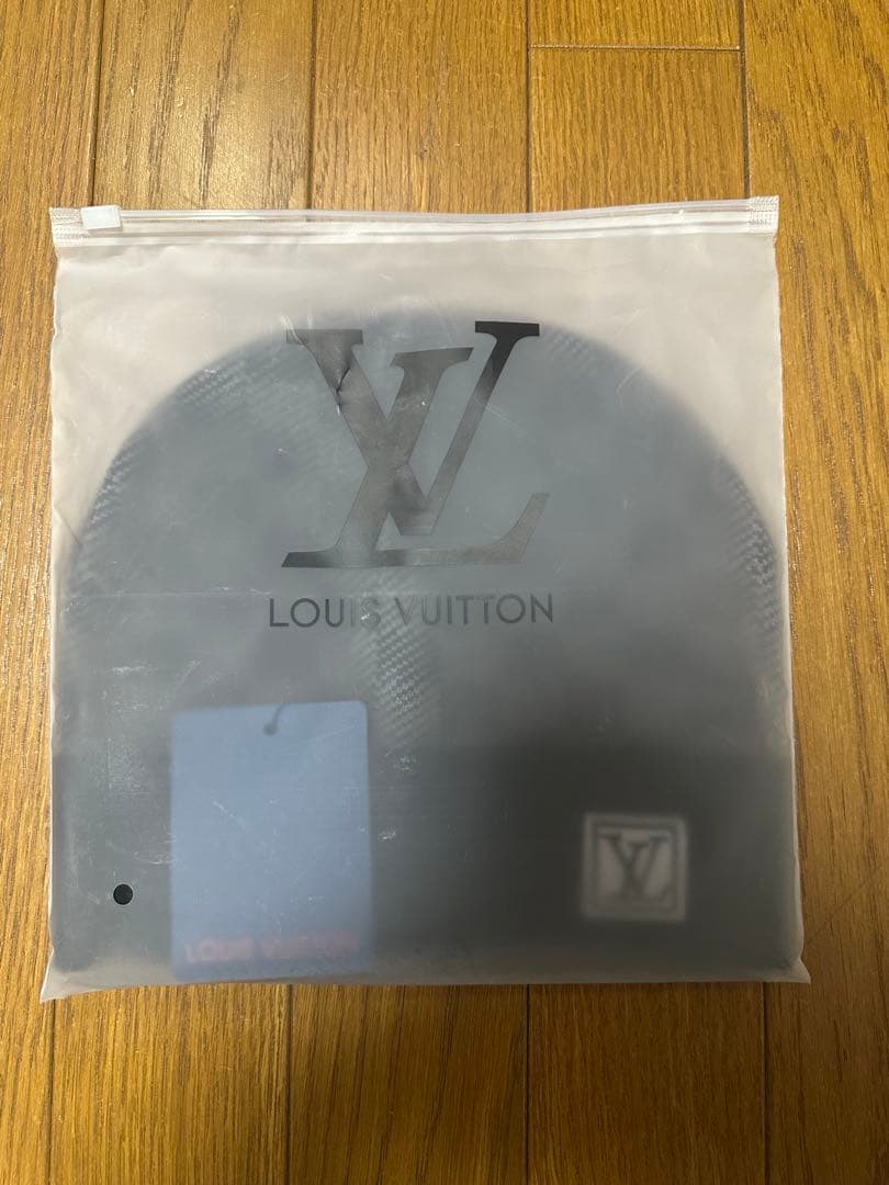 LOUIS VUITTON ニット帽 新品タグ付き